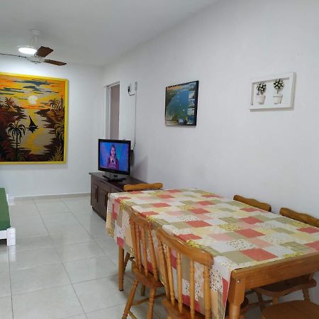 Residencial Praia Bombas 봄비나스 외부 사진
