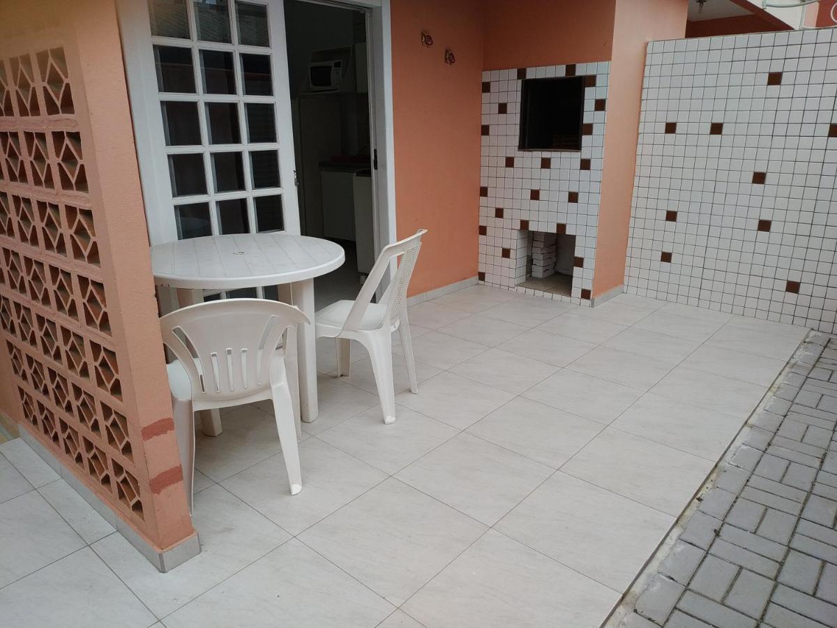 Residencial Praia Bombas 봄비나스 외부 사진
